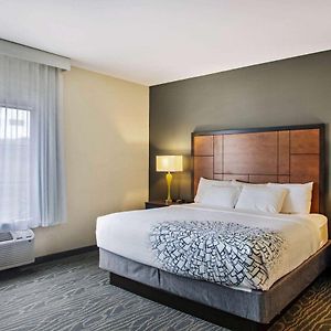 King Suite Mobility accessible